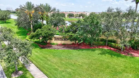 12759 Sw Lake Fern Circle Port Saint Lucie FL 34987