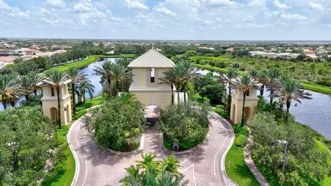12759 Sw Lake Fern Circle Port Saint Lucie FL 34987
