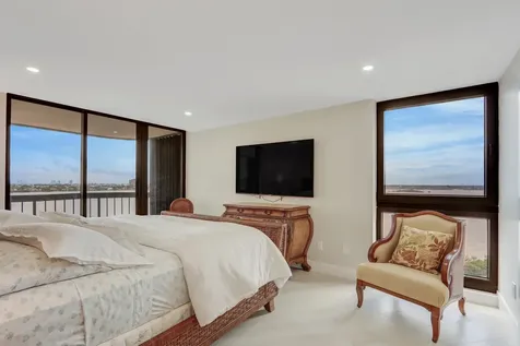 5380 N Ocean Drive Singer Island FL 33404