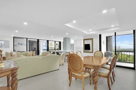 5380 N Ocean Drive Singer Island FL 33404