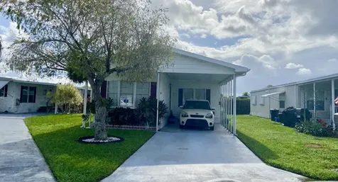 8 Florencia Lane Port Saint Lucie FL 34952