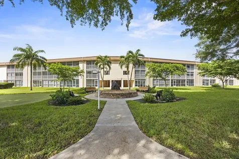 200 Village Green Circle Palm Springs FL 33461