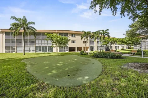 200 Village Green Circle Palm Springs FL 33461
