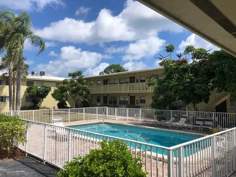 1310 S Federal Highway Lake Worth Beach FL 33460