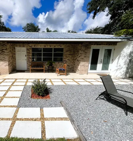 1018 Lake Josephine Court Sebring FL 33875