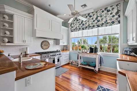 410 Old Towne Lane Juno Beach FL 33408
