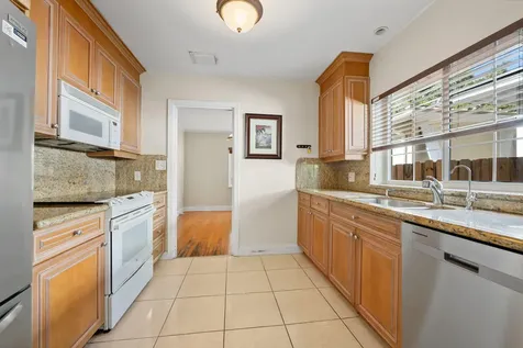 712 Se 11th Court Fort Lauderdale FL 33316