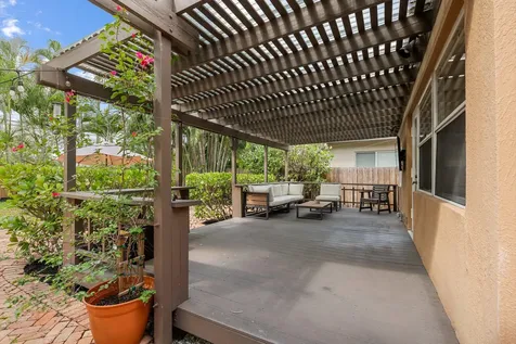 712 Se 11th Court Fort Lauderdale FL 33316