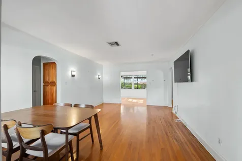 712 Se 11th Court Fort Lauderdale FL 33316