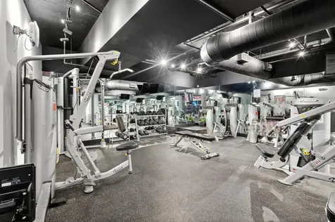5225 Collins Avenue Miami Beach FL 33140