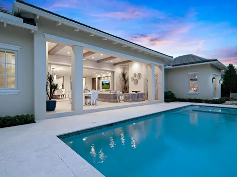 2913 Bluewater Cove Gulf Stream FL 33483
