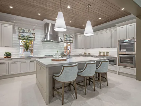 2913 Bluewater Cove Gulf Stream FL 33483