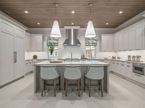 2913 Bluewater Cove Gulf Stream FL 33483