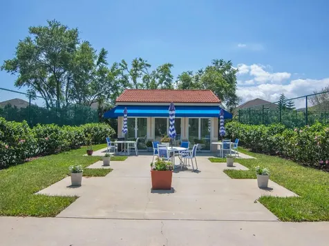 1590 S 42nd Circle Vero Beach FL 32967