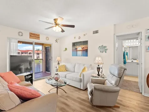 1590 S 42nd Circle Vero Beach FL 32967