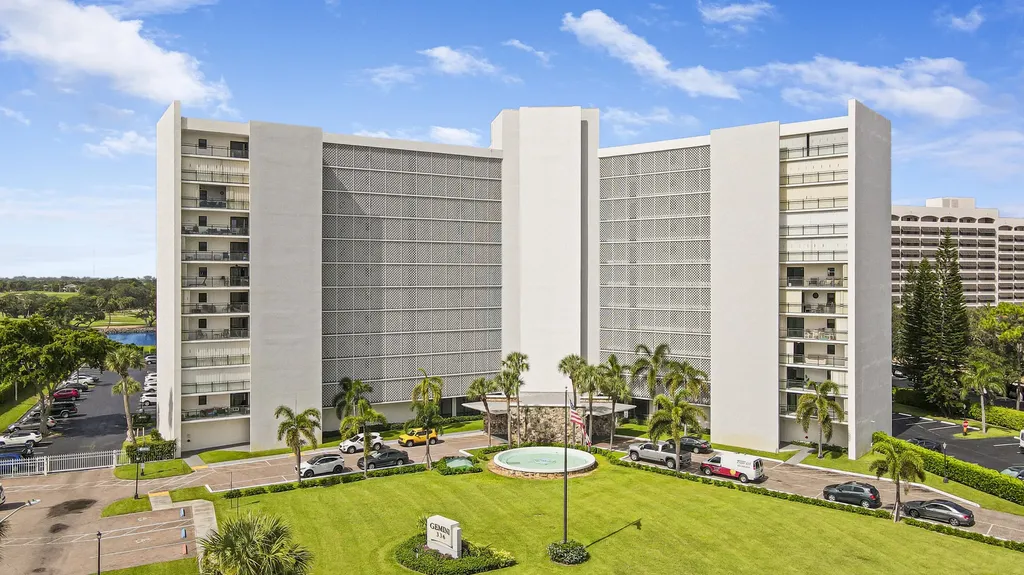 336 Golfview Road North Palm Beach FL 33408