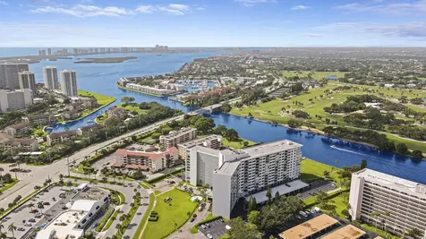 336 Golfview Road North Palm Beach FL 33408