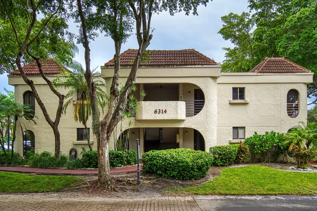 6314 Longboat Lane Boca Raton FL 33433