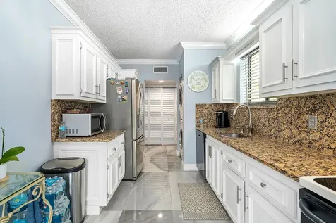 6314 Longboat Lane Boca Raton FL 33433