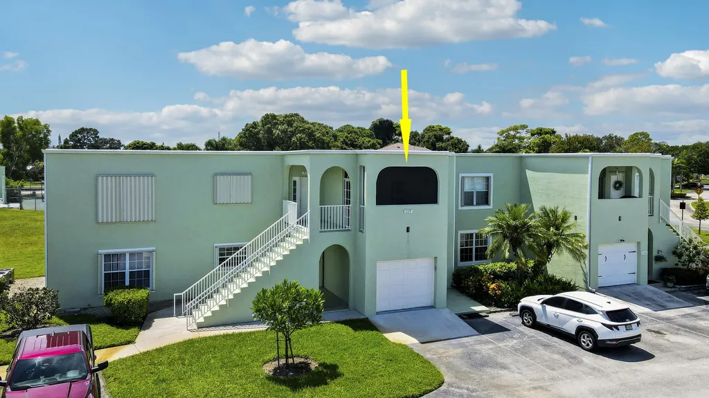 2129 Se Wild Meadow Circle Port Saint Lucie FL 34952