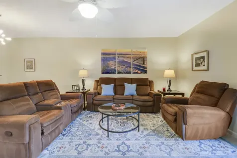 2129 Se Wild Meadow Circle Port Saint Lucie FL 34952