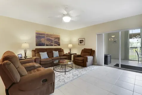 2129 Se Wild Meadow Circle Port Saint Lucie FL 34952