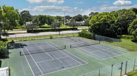 2129 Se Wild Meadow Circle Port Saint Lucie FL 34952