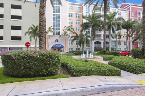 806 E Windward Way Lantana FL 33462