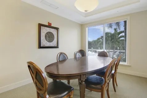 806 E Windward Way Lantana FL 33462