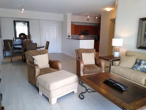 806 E Windward Way Lantana FL 33462
