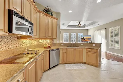 827 Sw Grand Reserves Boulevard Port Saint Lucie FL 34986