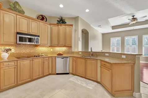 827 Sw Grand Reserves Boulevard Port Saint Lucie FL 34986