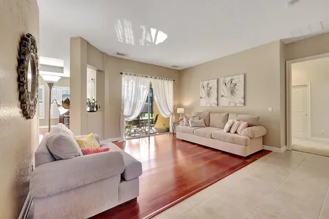 827 Sw Grand Reserves Boulevard Port Saint Lucie FL 34986