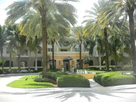802 W Windward Way Lantana FL 33462