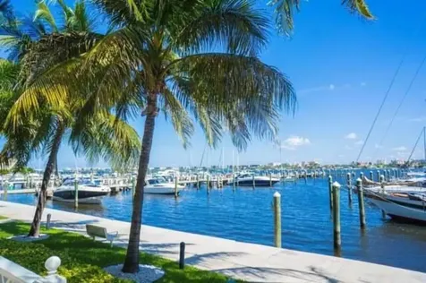 802 W Windward Way Lantana FL 33462