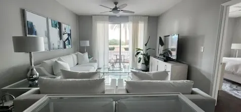 802 W Windward Way Lantana FL 33462