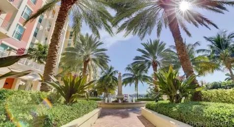 802 W Windward Way Lantana FL 33462