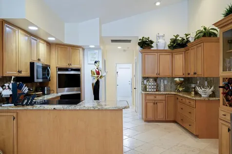 7 Graemoor Terrace Palm Beach Gardens FL 33418