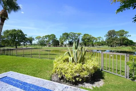 7 Graemoor Terrace Palm Beach Gardens FL 33418