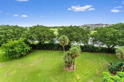 2480 Presidential Way West Palm Beach FL 33401