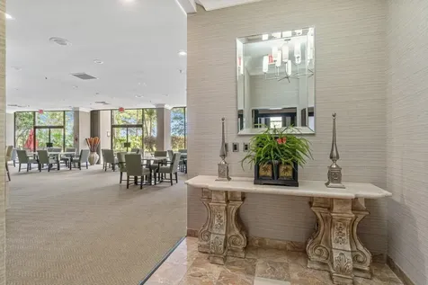 2480 Presidential Way West Palm Beach FL 33401