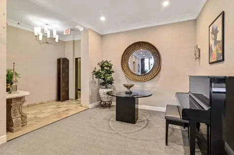 2480 Presidential Way West Palm Beach FL 33401