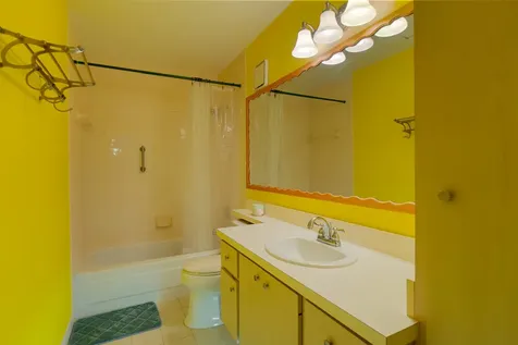 46 Essex Court Royal Palm Beach FL 33411