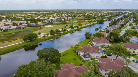 46 Essex Court Royal Palm Beach FL 33411