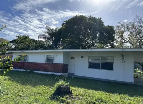 3109 Avenue B Avenue Fort Pierce FL 34950