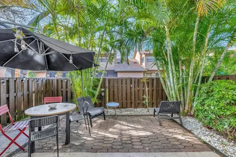 7610 Nw 79th Avenue Tamarac FL 33321