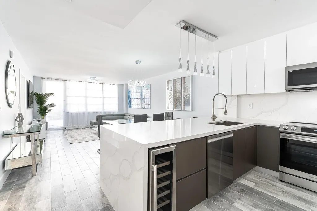 3725 S Ocean Drive Hollywood FL 33019