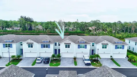 5766 Se Edgewater Circle Stuart FL 34997