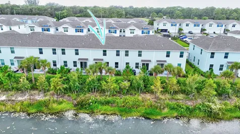 5766 Se Edgewater Circle Stuart FL 34997