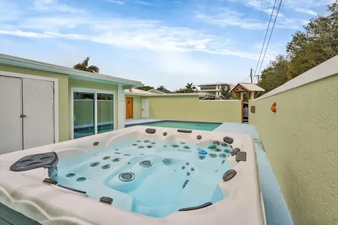 810 Bamboo Lane Delray Beach FL 33483